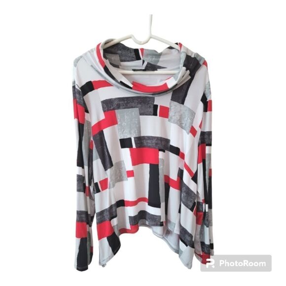 LIV Habitat Clothes NWT black red and white graphic tunic size xl - Picture 2 of 9